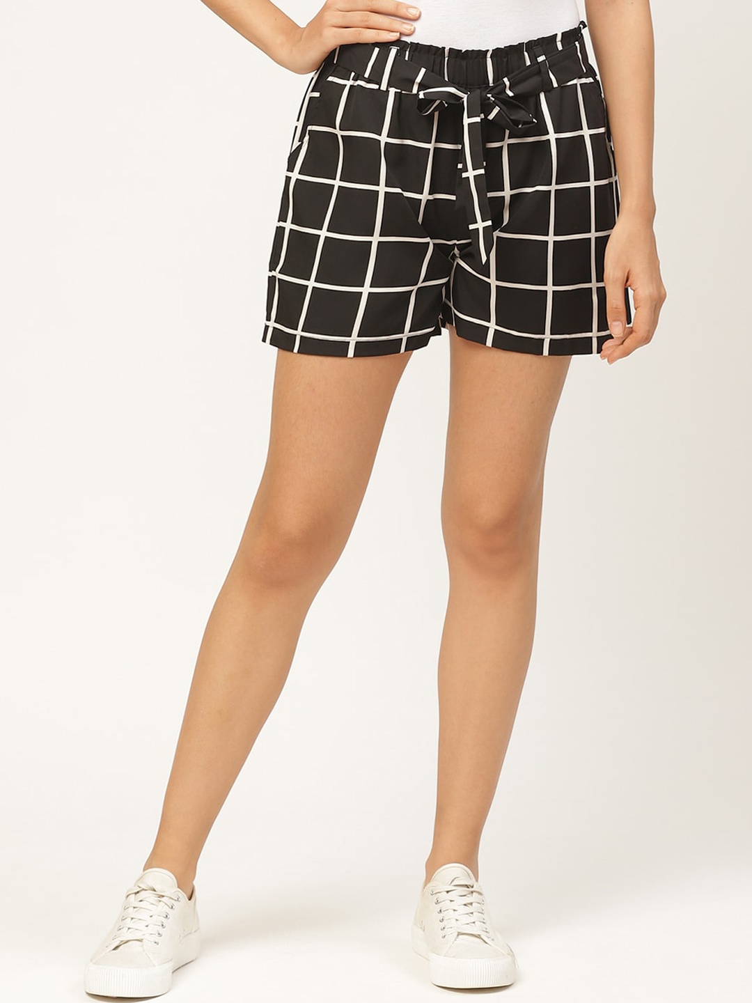 

WISSTLER Women Checked Shorts, Black