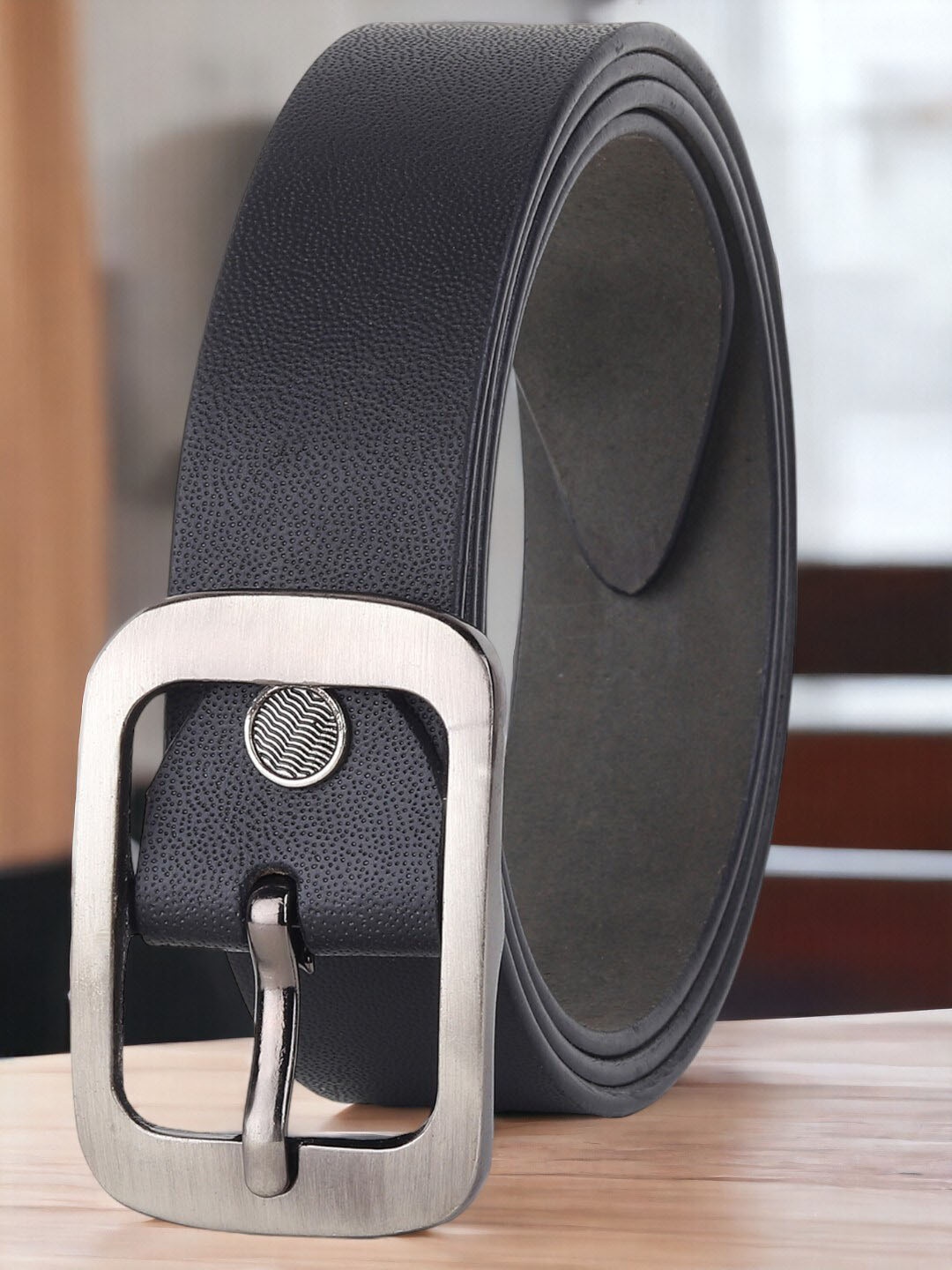 

The Roadster Lifestyle Co. Black Men Leather Belt