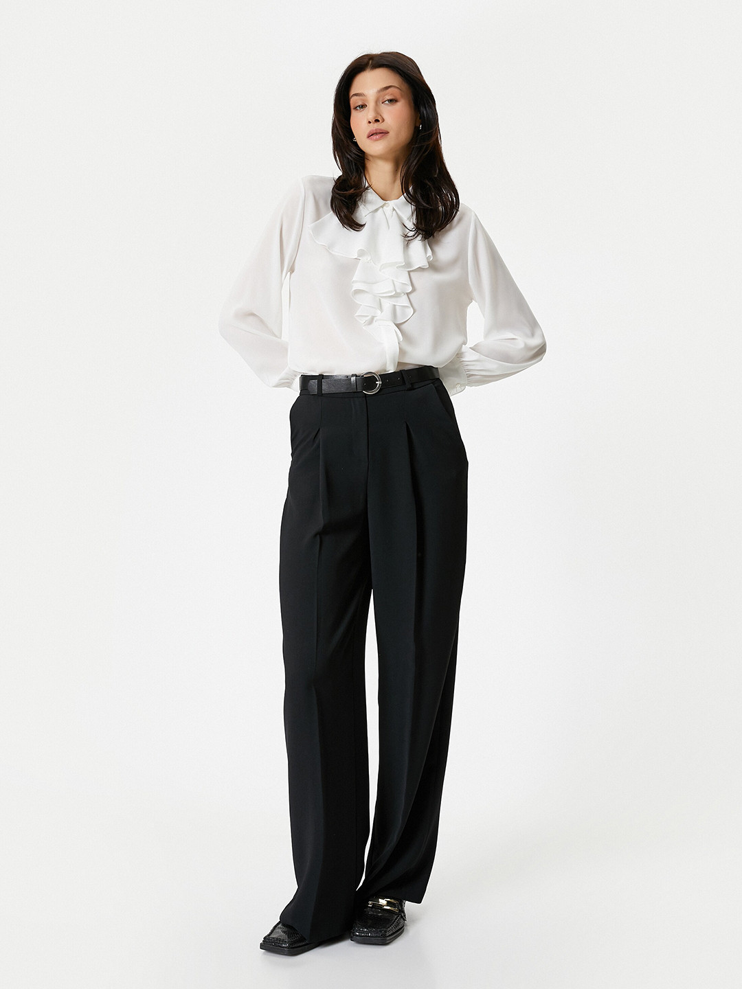 

Koton Spread Collar Long Puff Sleeves Regular Fit Casual Shirt, Off white