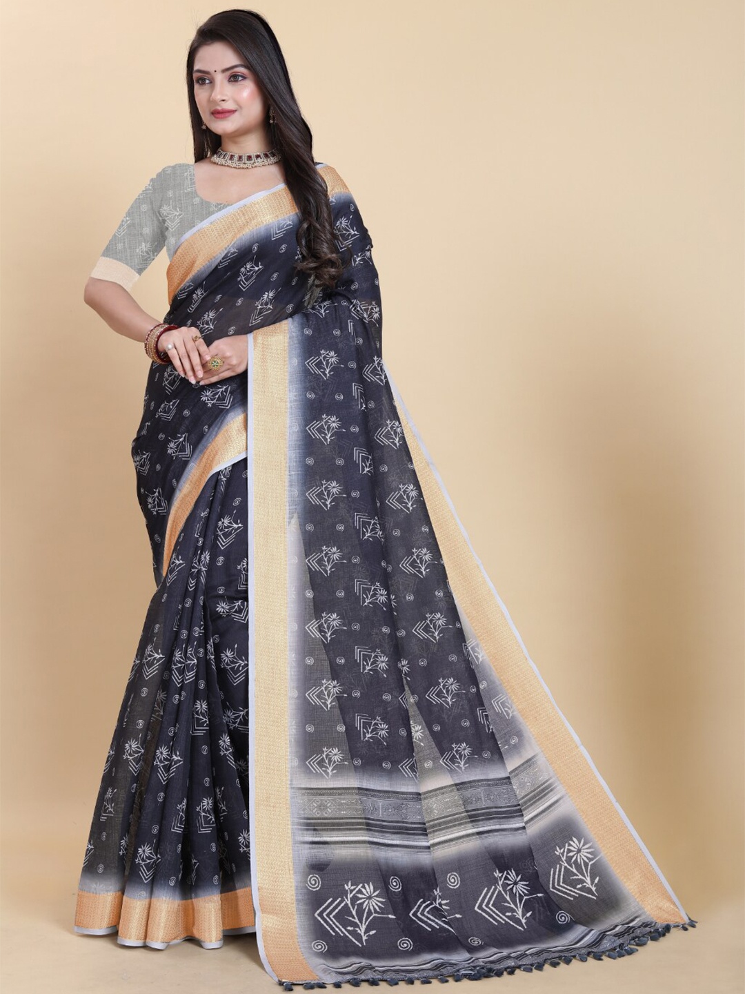 

SANJANA SILK Floral Printed Zari Chanderi Saree, Black
