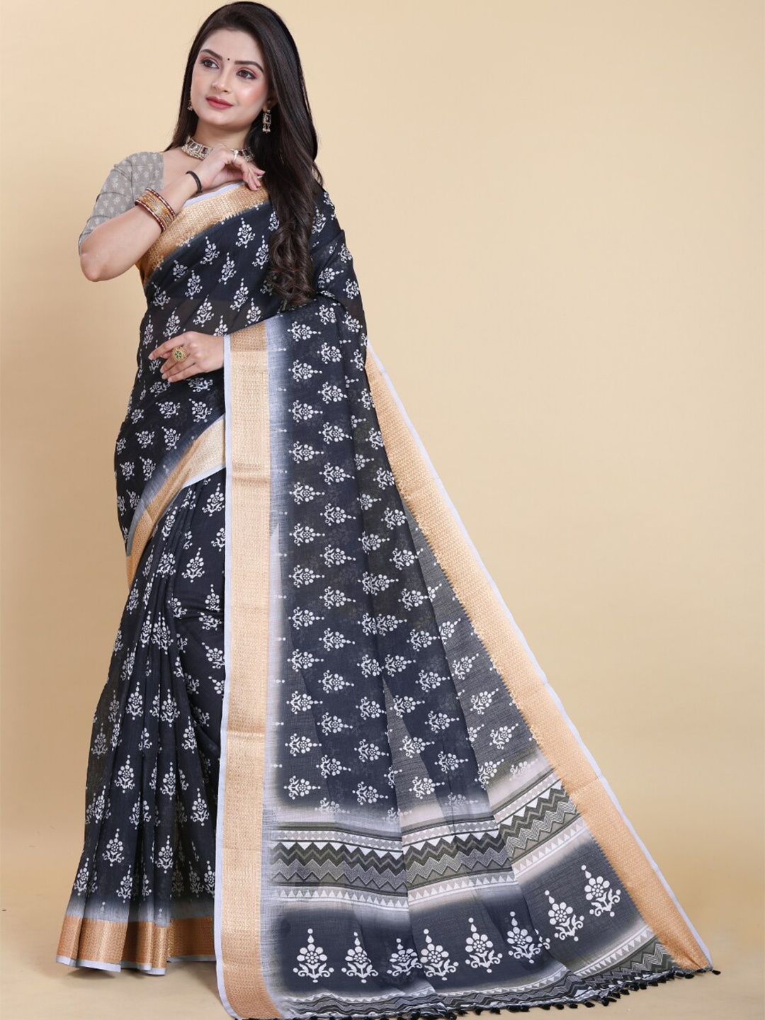 

SANJANA SILK Floral Printed Zari Chanderi Saree, Black