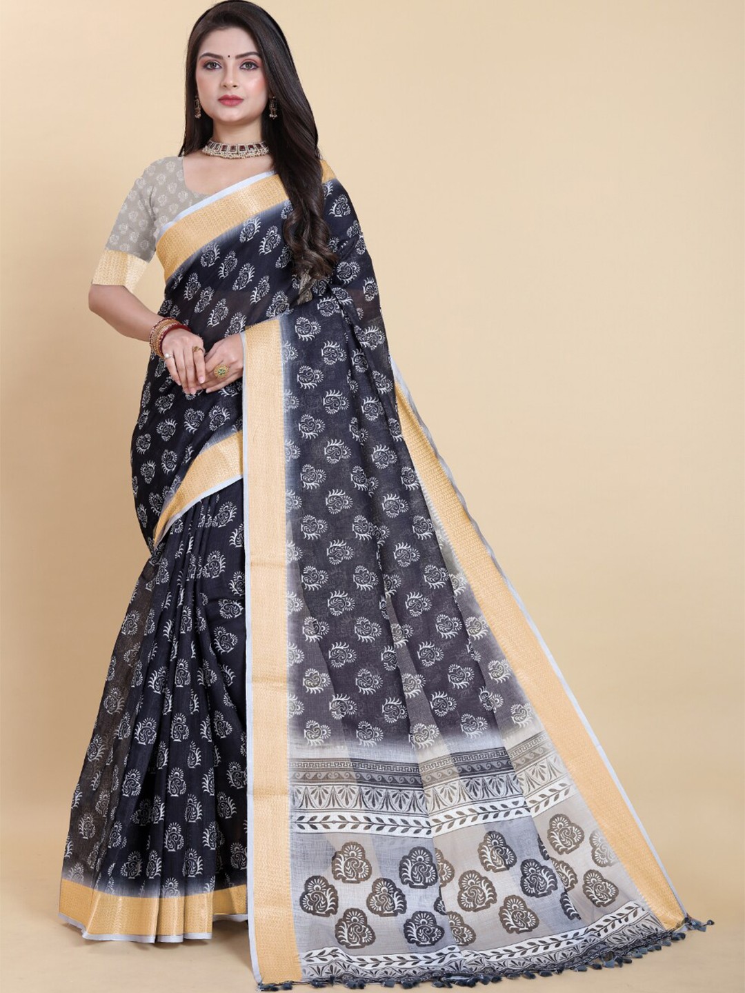 

SANJANA SILK Floral Printed Zari Chanderi Saree, Black