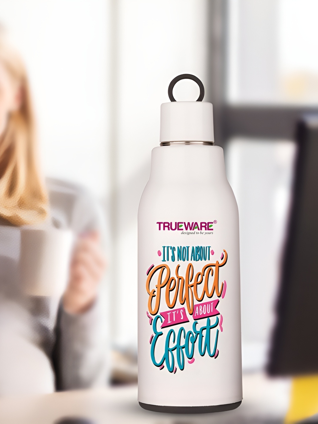 

Trueware White & Blue Single Stainless Steel Water Bottle 680ml