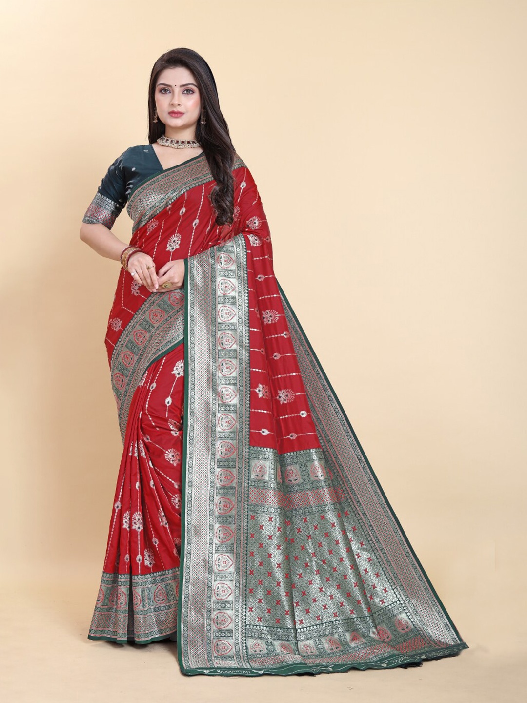 

Sanwariya Silk Woven Design Zari Pure Silk Kanjeevaram Saree, Red