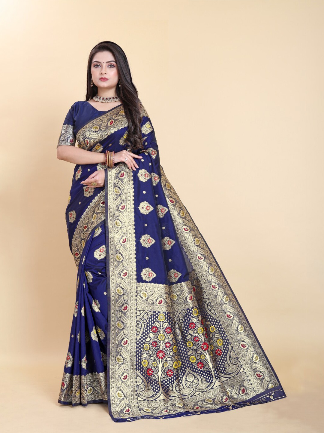 

Sanwariya Silk Floral Woven Design Zari Pure Silk Kanjeevaram Saree, Navy blue