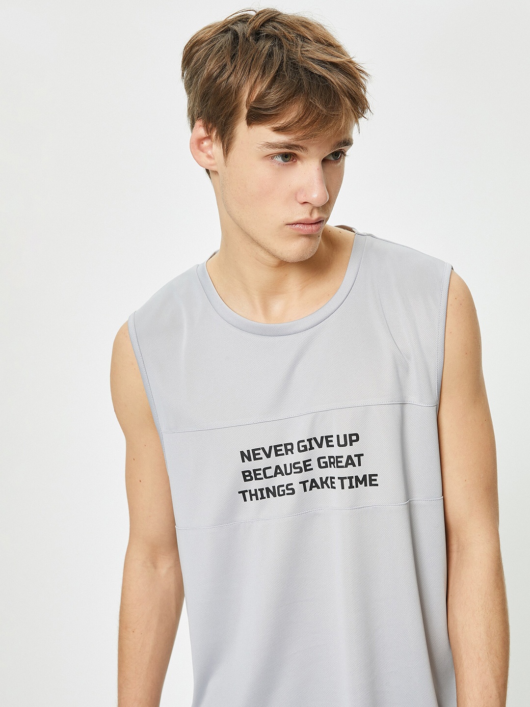 Koton Men Typography Printed Round Neck Knitted T-shirt, Grey