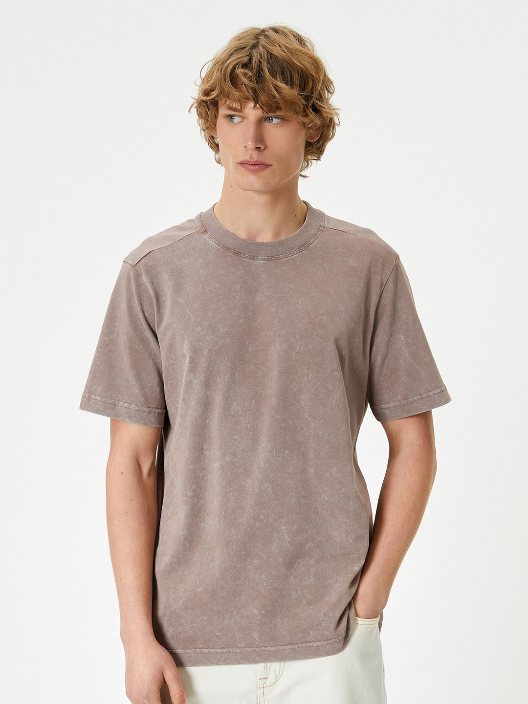 

Koton Short Sleeves Round Neck Cotton T-shirt, Brown