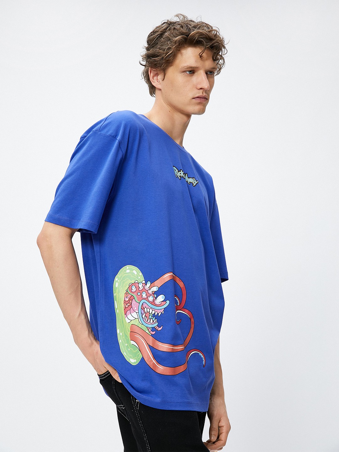 

Koton Graphic Printed Drop-Shoulder Sleeves Pure Cotton T-shirt, Purple
