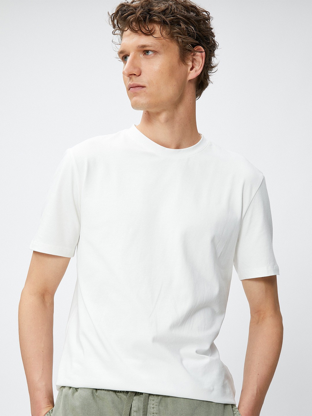 

Koton Slim Fit Round Neck T-shirt, White