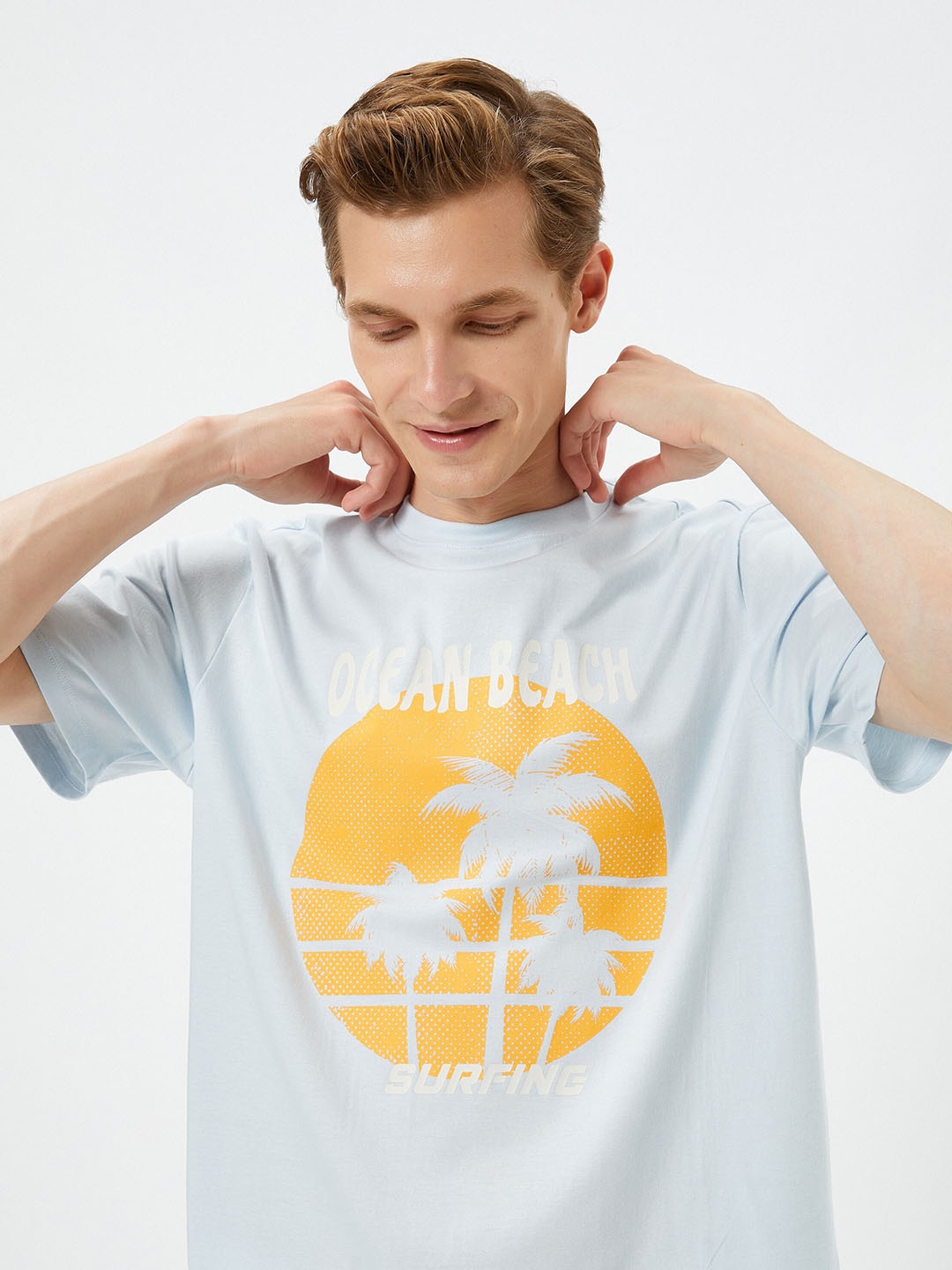 

Koton Graphic Printed Round Neck Cotton Applique T-shirt, Blue