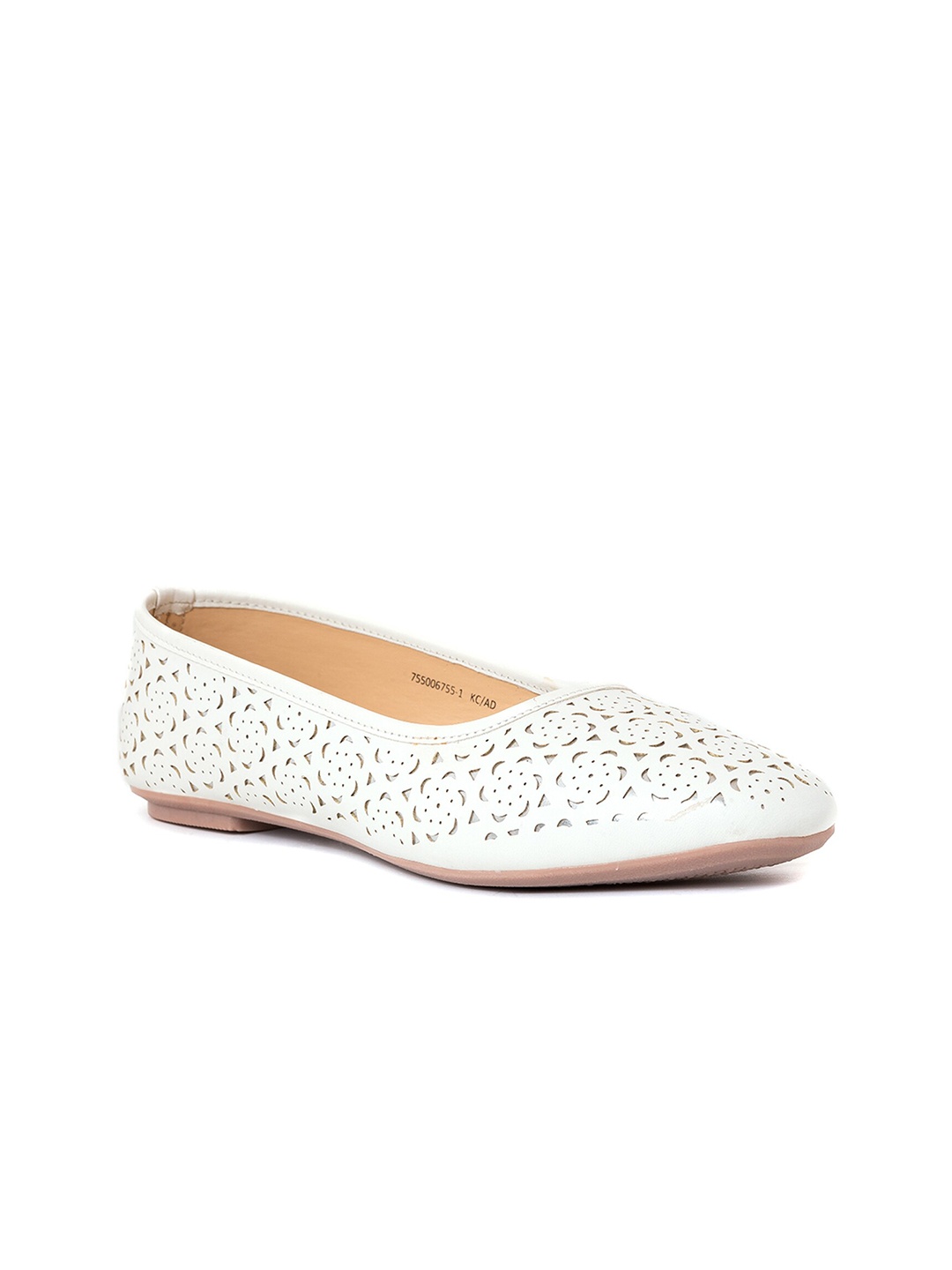 

Khadims Textured Round Te Ballerinas, White