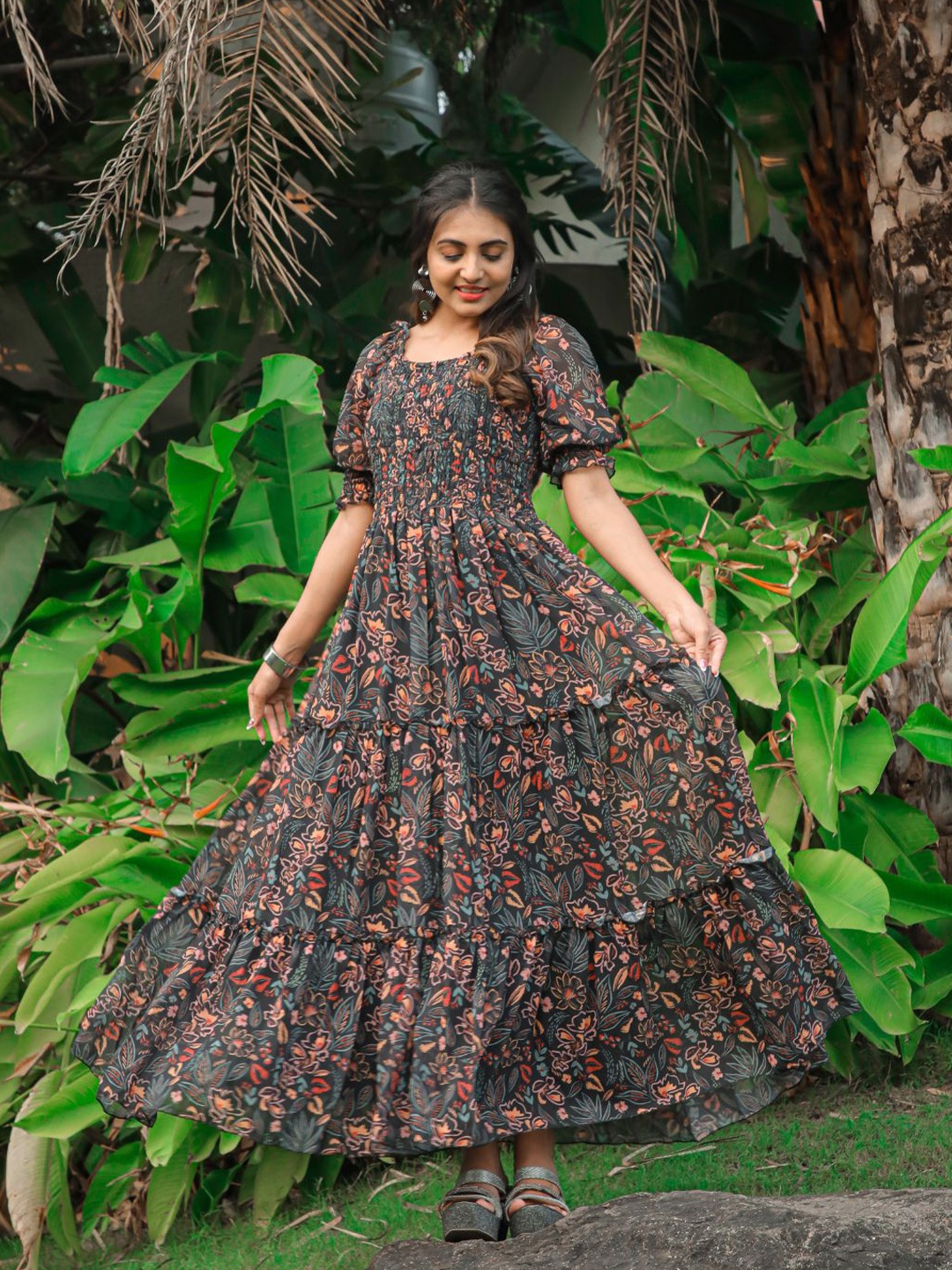 

ODETTE Floral Printed Round Neck Short Sleeves A-Line Dress, Black