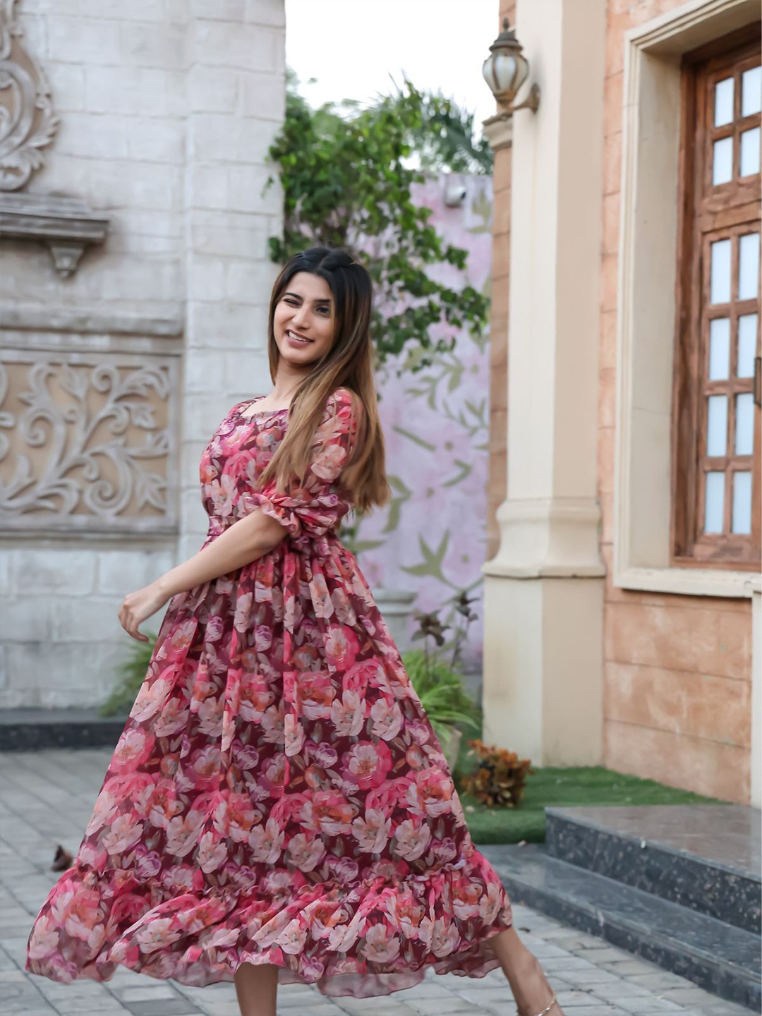 

ODETTE Floral Printed Georgette Square Neck Maxi Dress, Pink