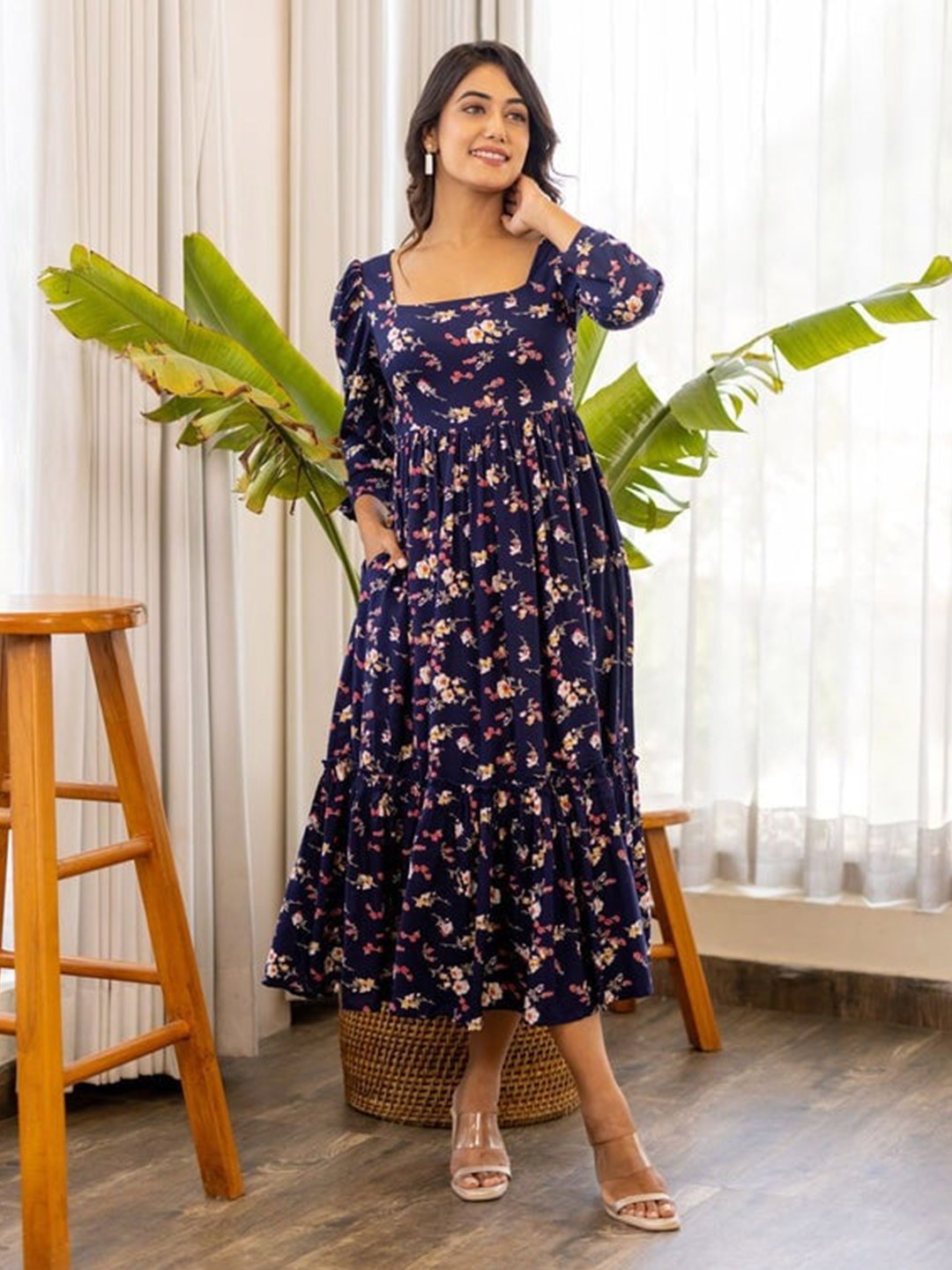 

ODETTE Floral Print Square Neck Puff Sleeves Midi Fit & Flare Dress, Navy blue