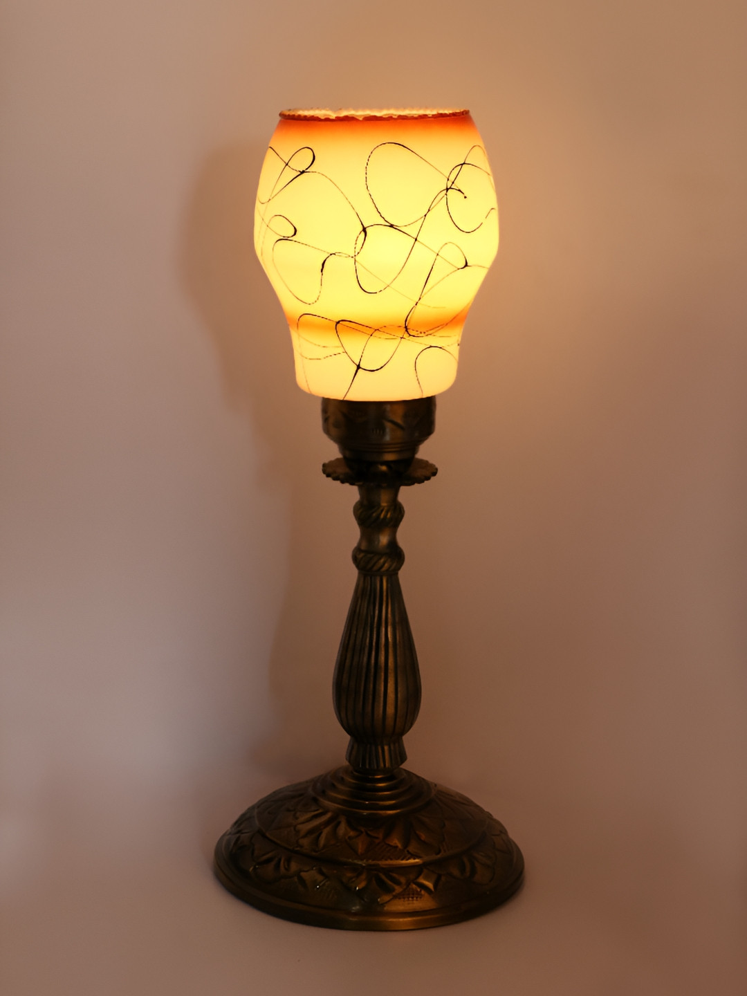 

1ST TIME White Printed Metal Traditional Abstract Shaped Table Lamp