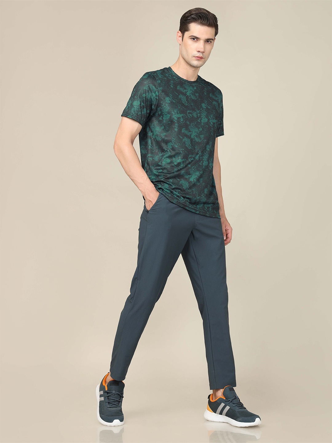 

Technosport Abstract Printed Round Neck Rapid Dry Stretchable Slim Fit Active T-shirt, Green