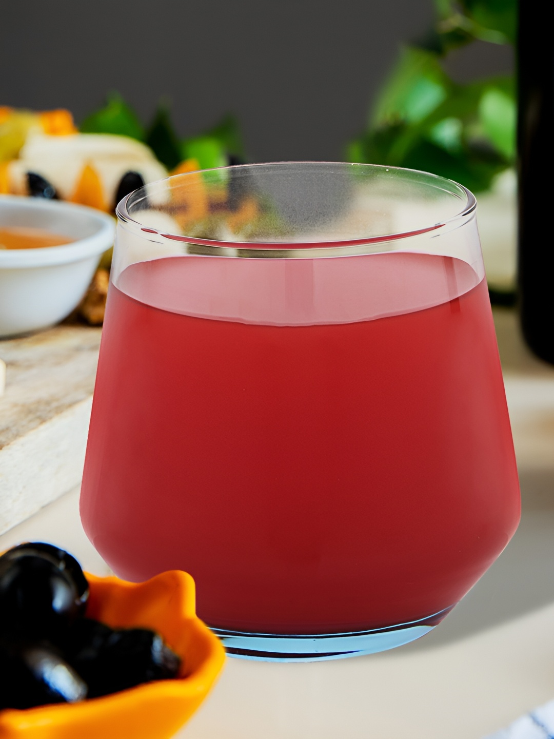 

Clovefry Transparent 6Pcs Glass Juice Glasses 225ml Each