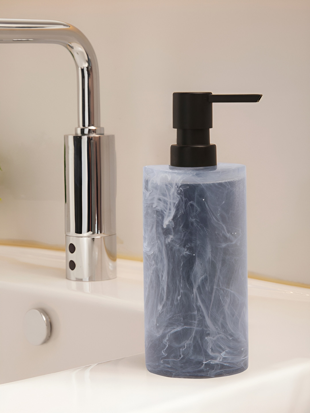 

OBSESSIONS Black Abstract Polyresin Soap Dispenser