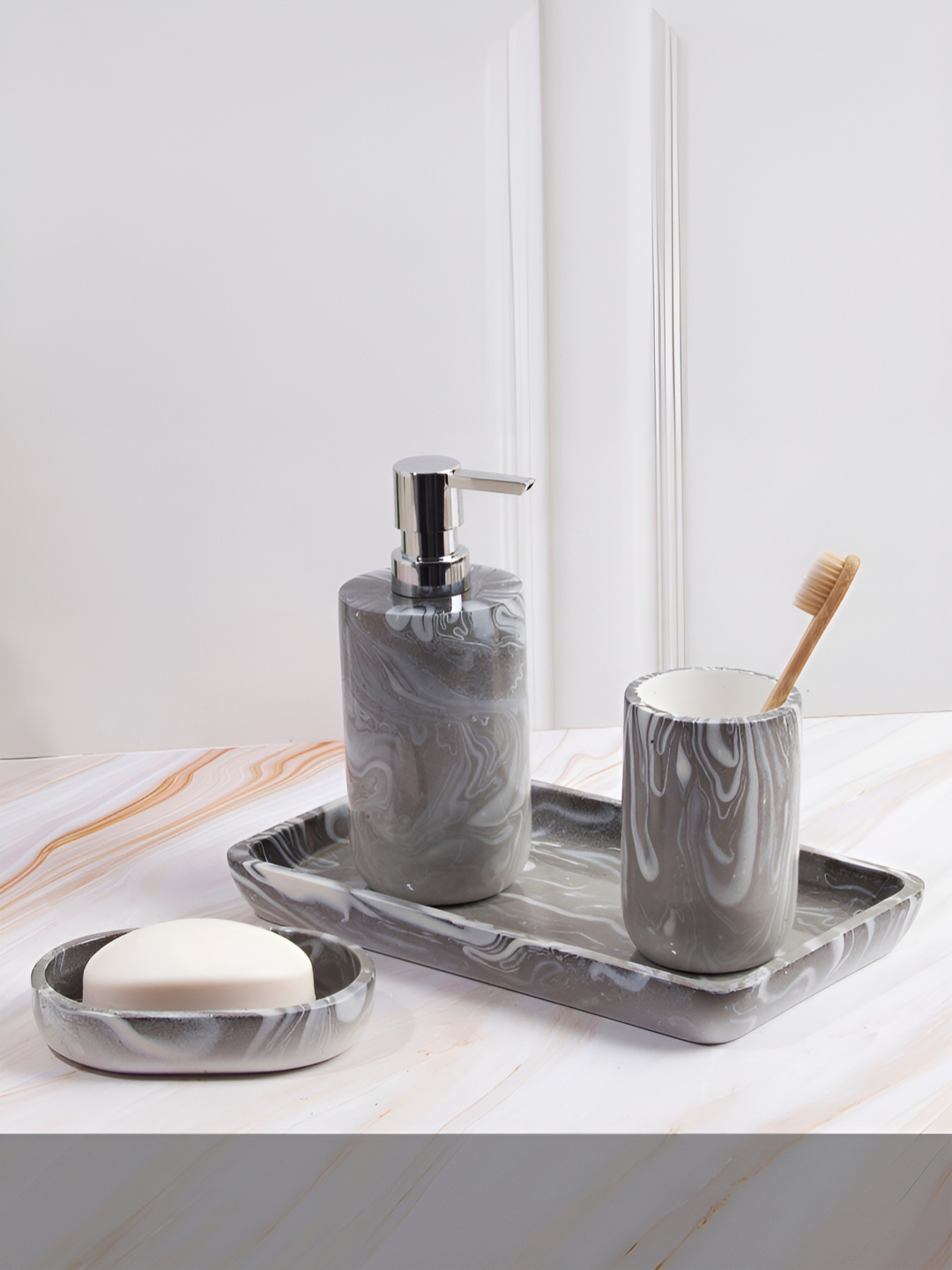 

OBSESSIONS Silver-Toned & White 4 pieces Abstract Polyresin Bath Accessories Set