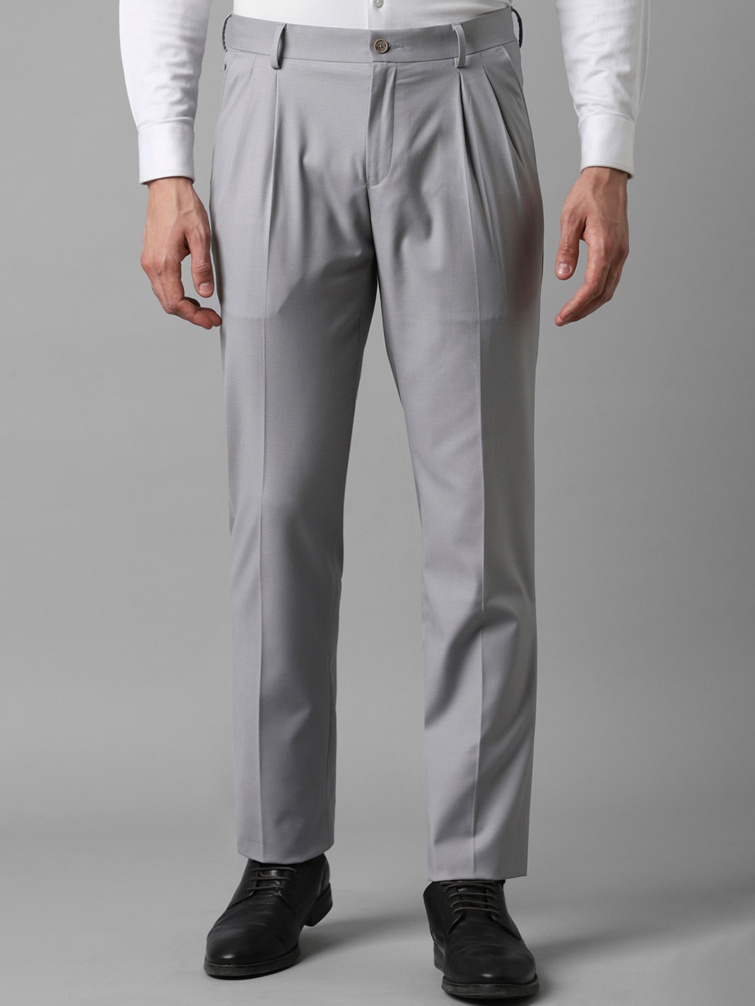 

Louis Philippe Men Pleated Formal Trousers, Grey