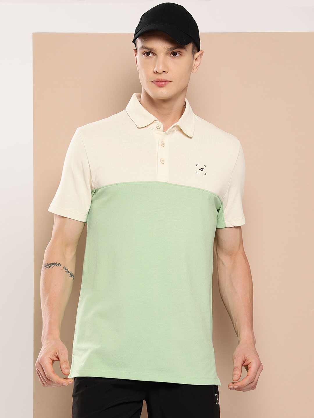 

Alcis Men Colourblocked Polo Collar Dry Tech T-shirt, Green