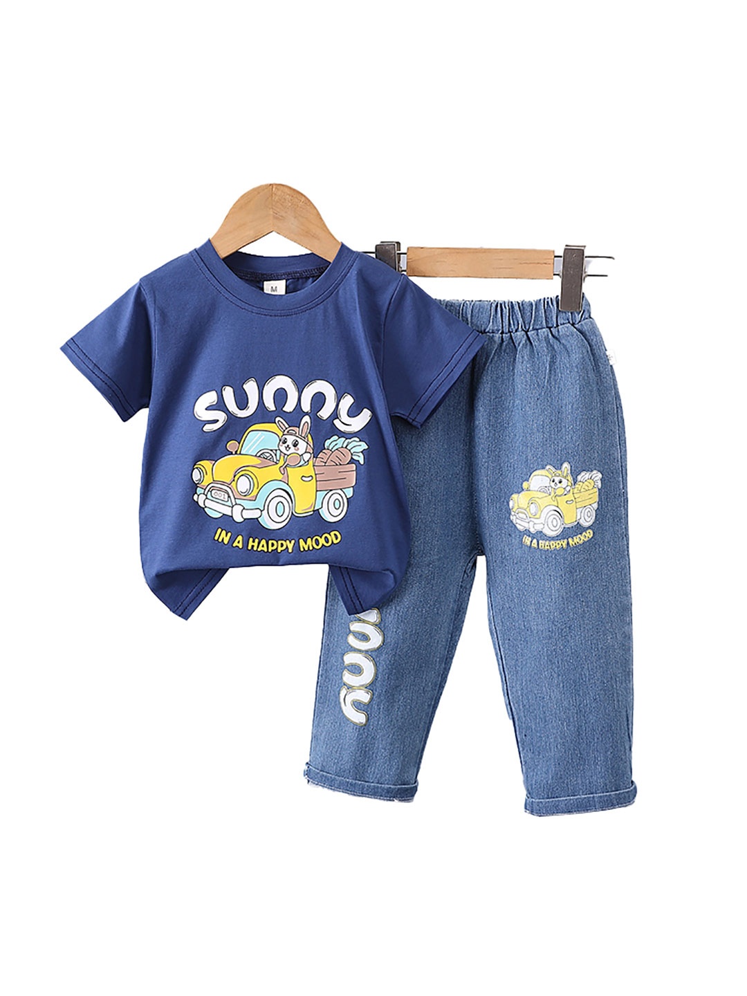 

StyleCast x Revolte Boys Graphic Printed T-shirt with Trousers, Navy blue