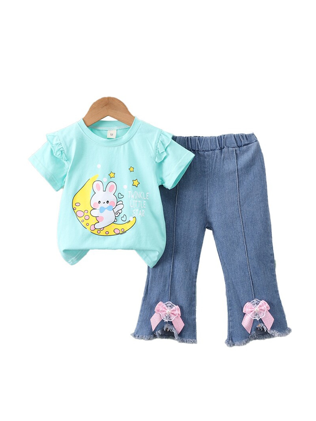 

StyleCast x Revolte Girls Green Graphic Printed T-shirt with Trousers
