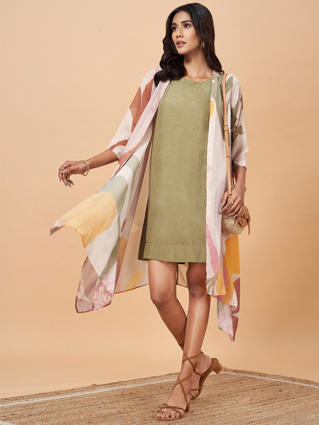

Marigold Lane Round Neck Slit Sleeve High-Low A-Line Dress, Green