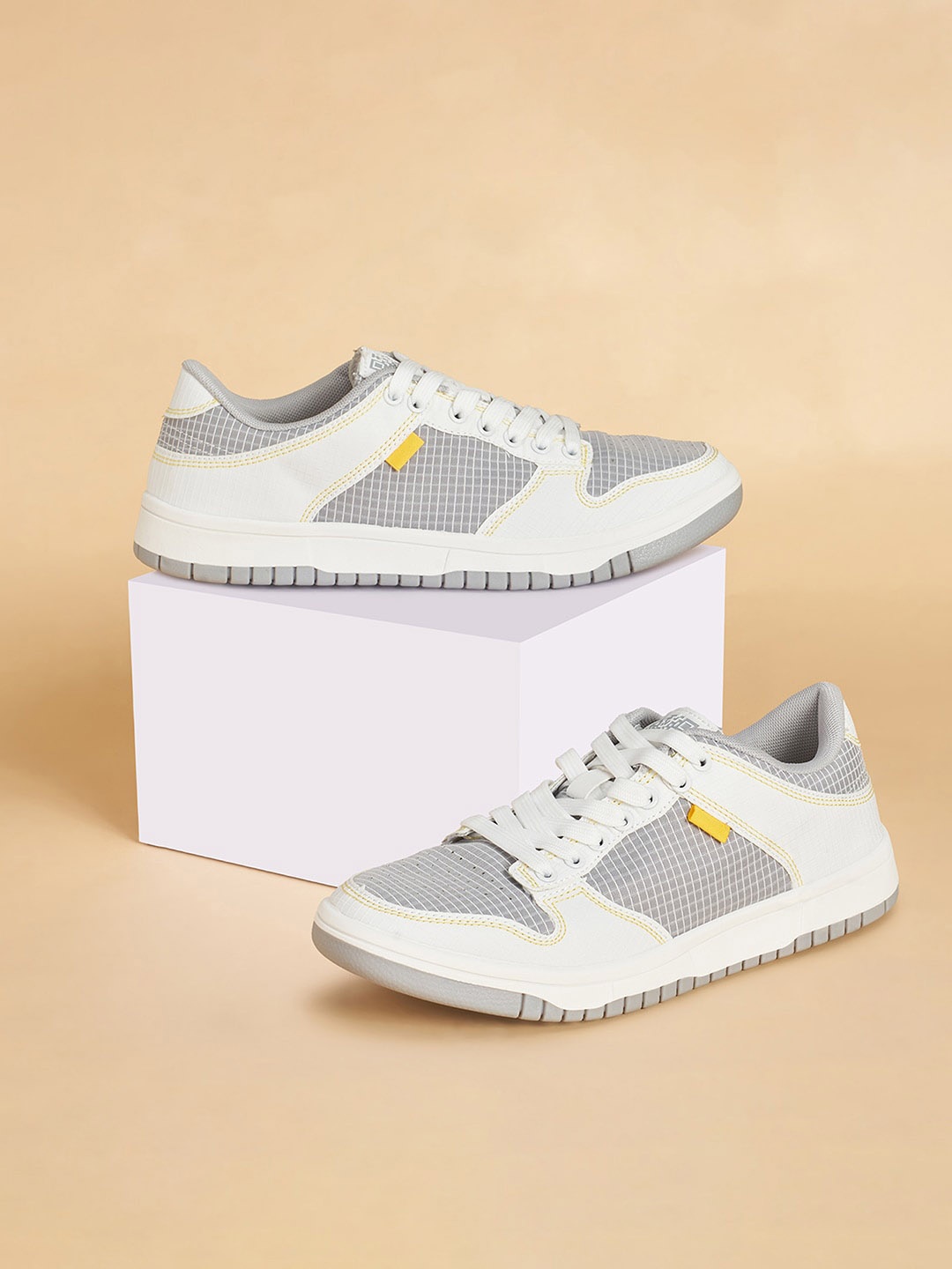 

Ajile by Pantaloons Men Colourblocked Sneakers, Grey