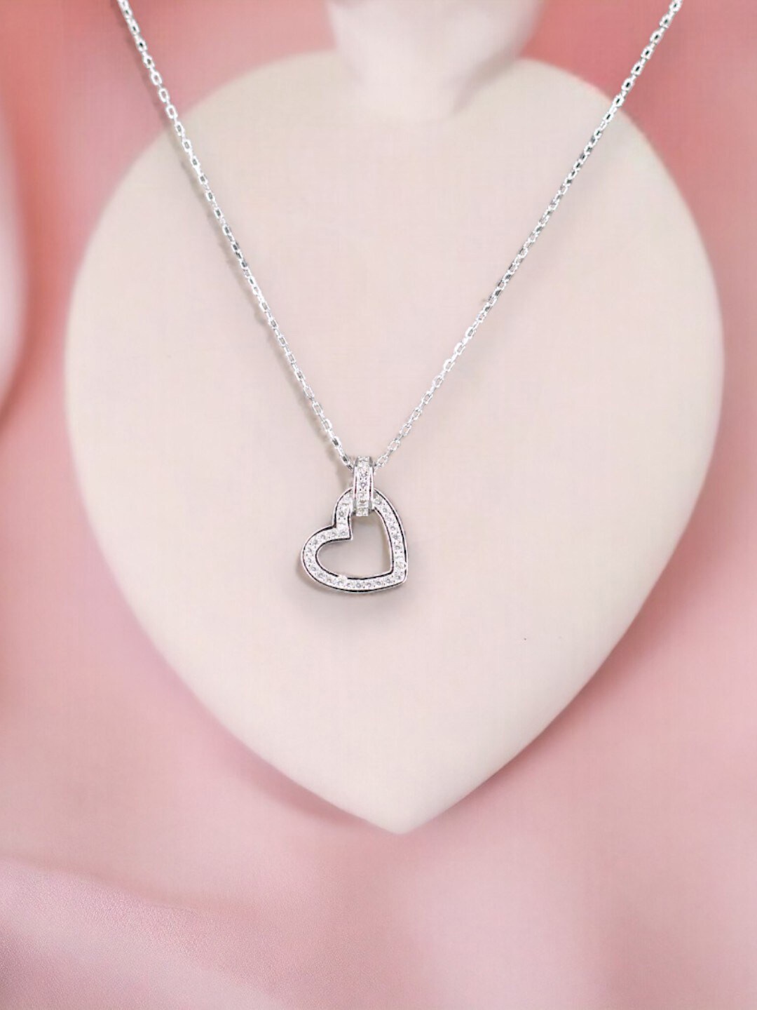 

Taraash 925 Sterling Silver Necklace