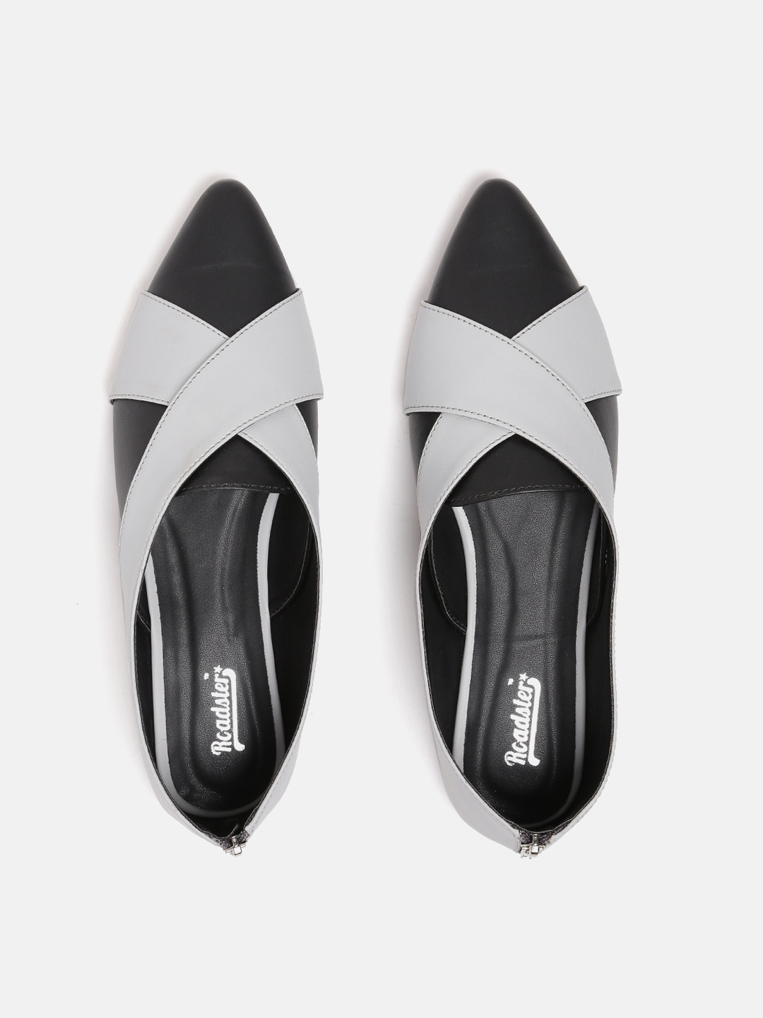 

Roadster Women Black & Grey Colourblocked Ballerinas