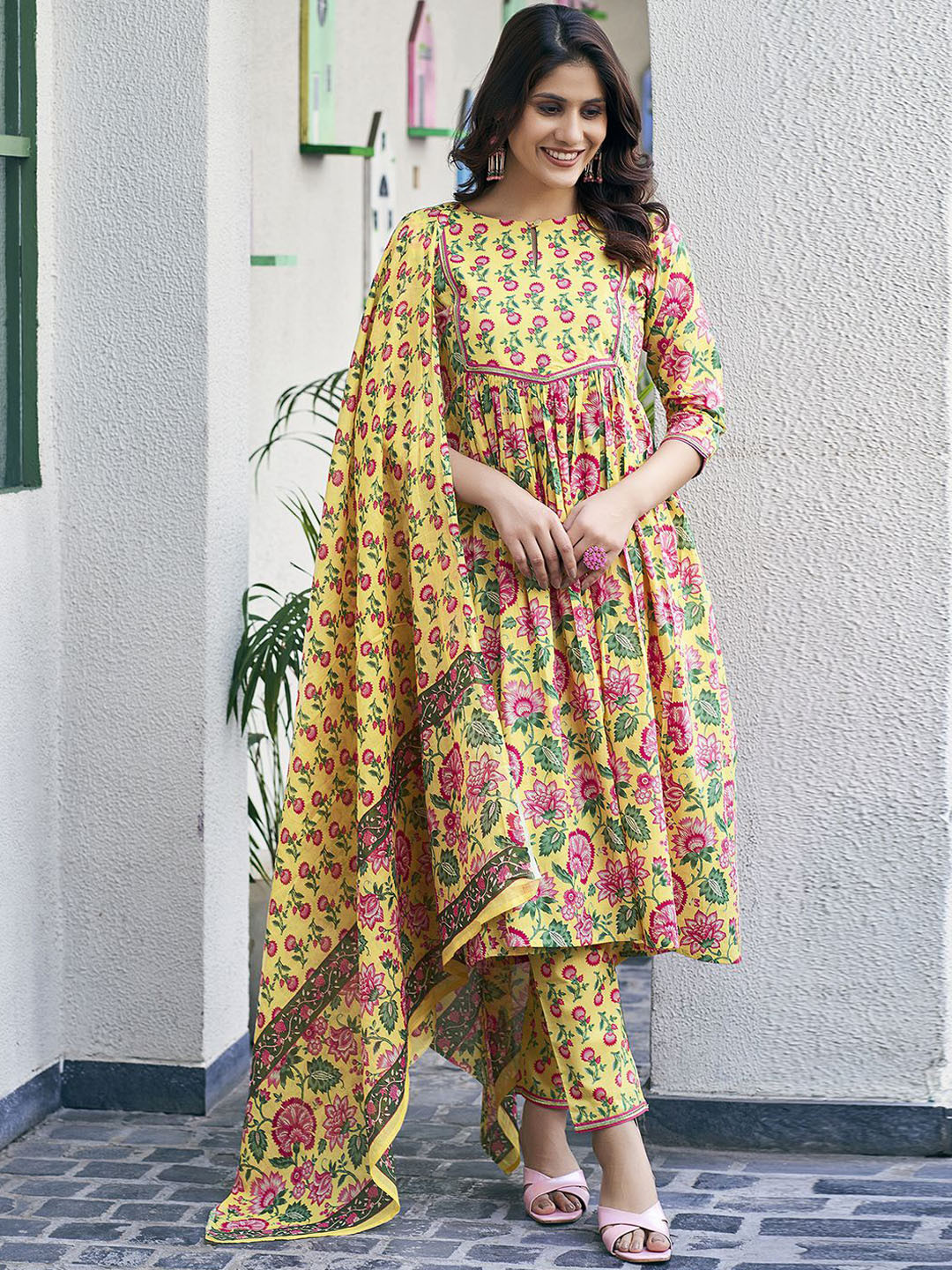 

SKYLEE Floral Printed Pleated Gotta Patti Kurta with Trousers & Dupatta, Yellow