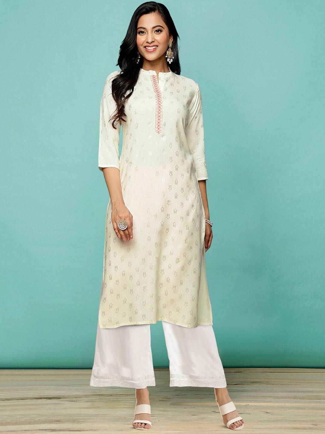 

Rangita Ethnic Motifs Printed Mandarin Collar Beads and Stones Straight Kurta & Palazzo, Off white