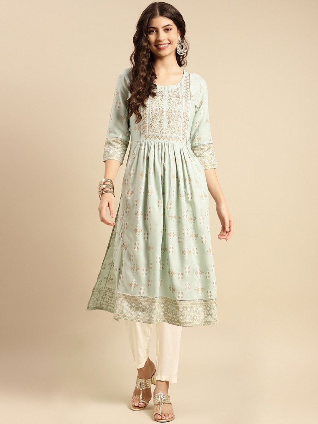 

Rangita Floral Printed Round Neck Thread Work A-Line Kurta with Trousers, Green