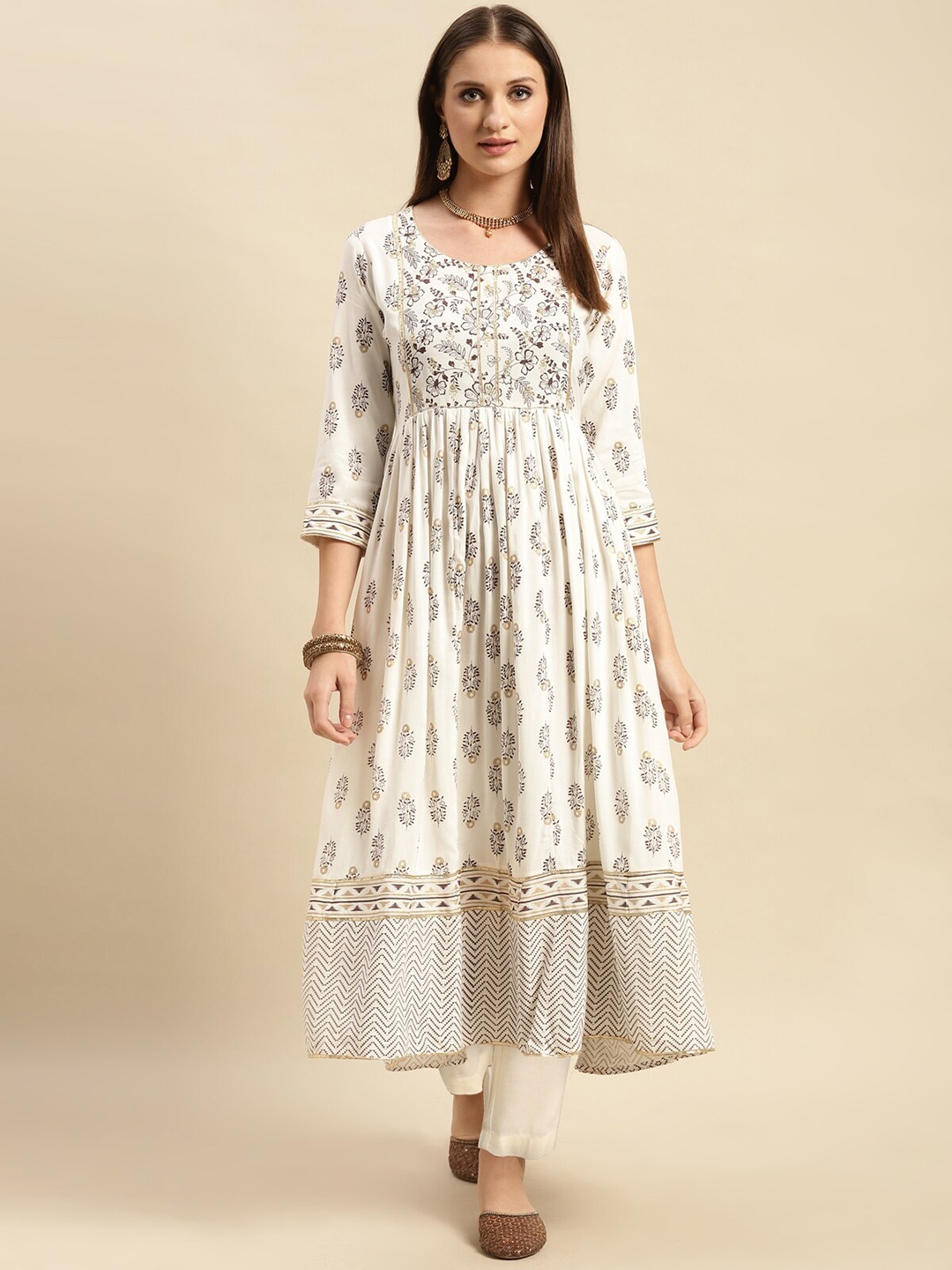 

Rangita Floral Printed U-Neck Gotta Patti Anarkali Kurta with Trousers, Cream