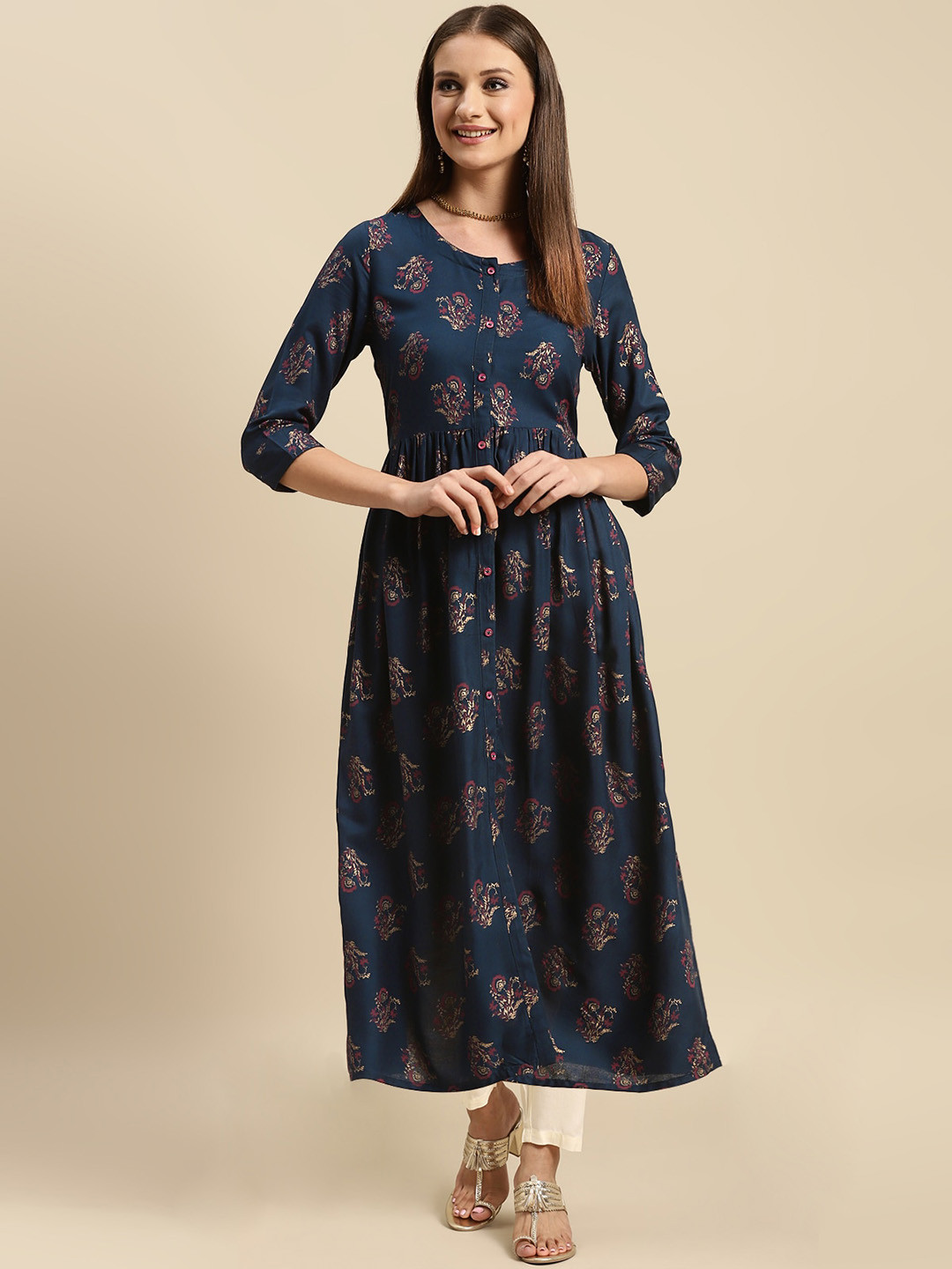 

Rangita Floral Printed Round Neck Three-Quarter Sleeves Kurta with Trousers, Navy blue