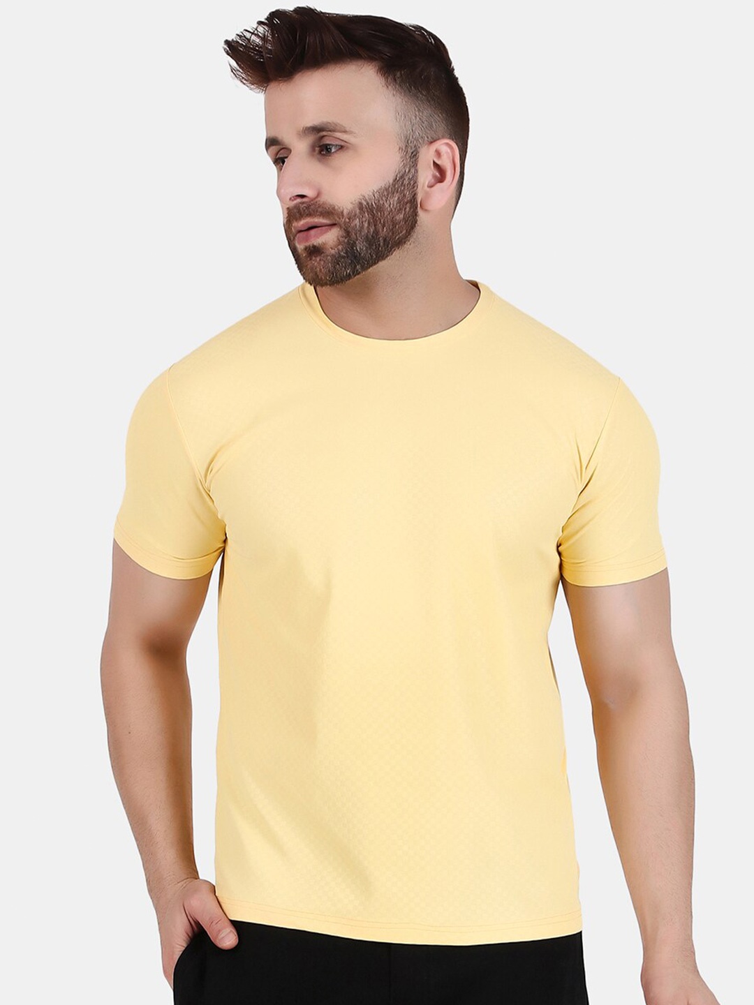 

WELL QUALITY Round Neck Regular T-shirt, Yellow