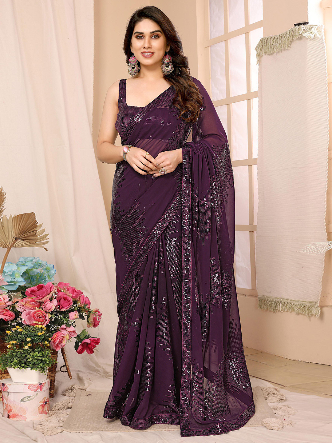 

VAIRAGEE Embellished Ready to Wear Saree, Purple