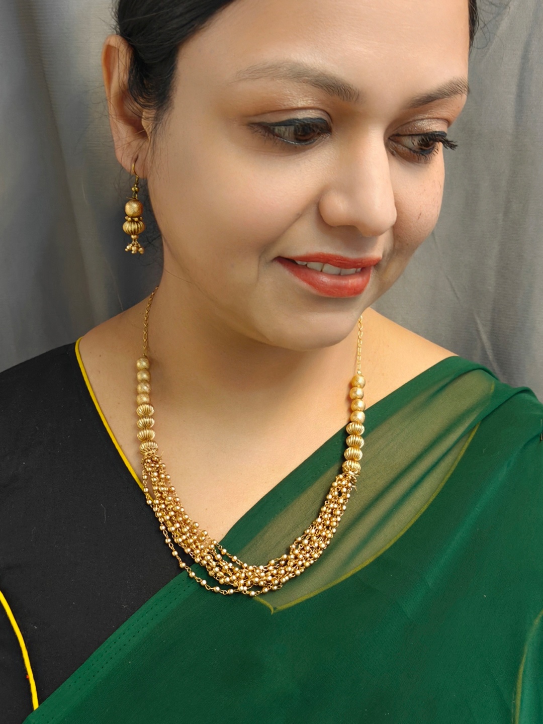

GRIIHAM Premium Gundu Mala Gold Plated Beaded Jewellery Set