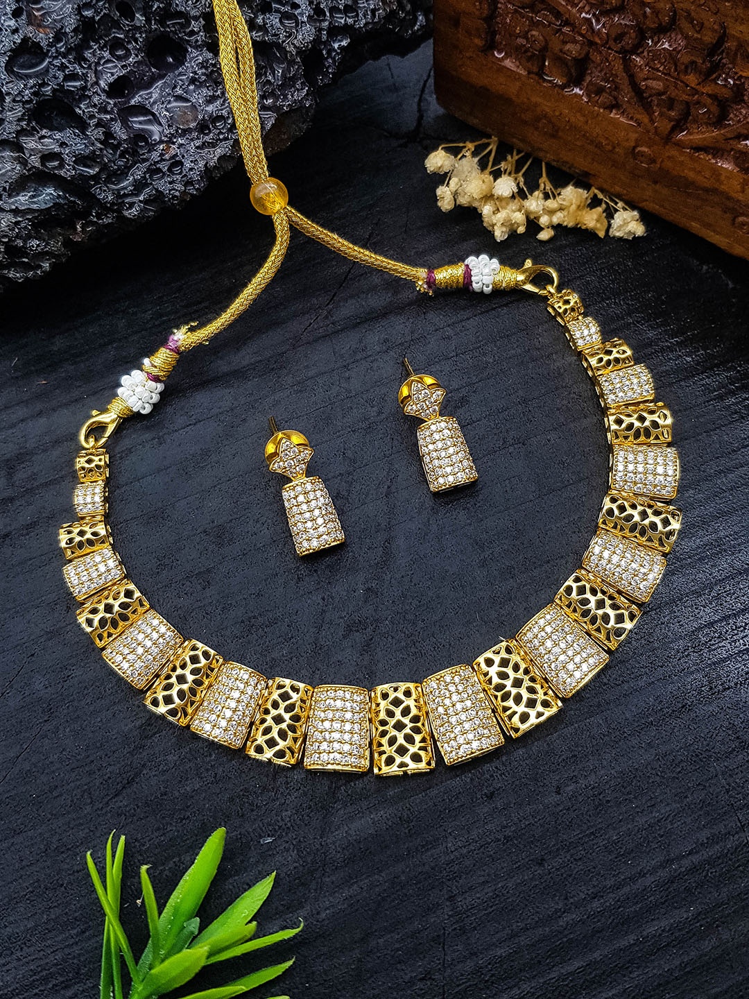 

GRIIHAM Gold-Plated Cubic Zirconia Studded Jewellery Set