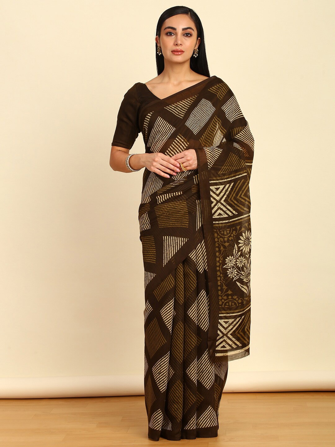 Soch Geometric Printed Pure Linen Saree, Brown