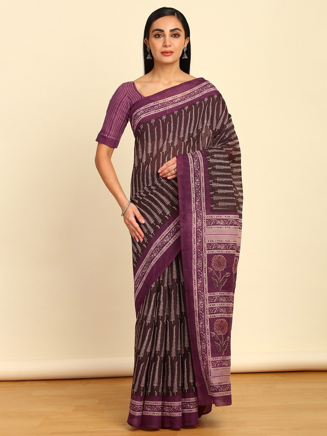 

Soch Floral Pure Linen Saree, Purple