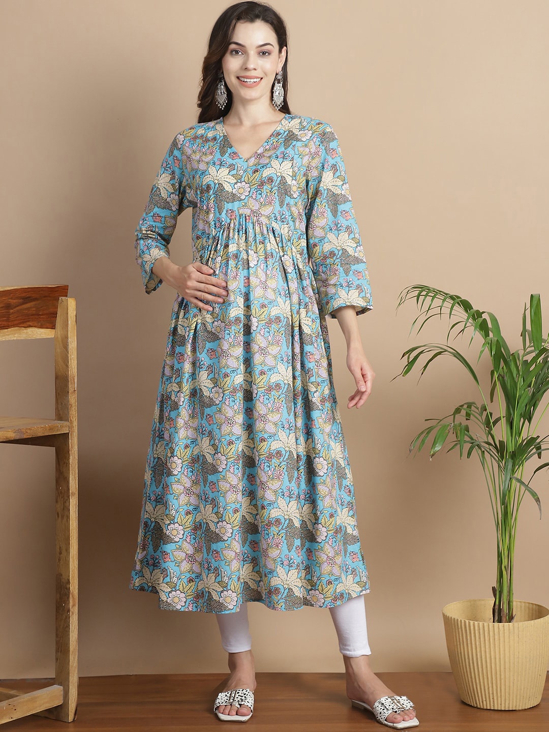 

Secret Wish Women Floral Printed Thread Work Floral Maternity Anarkali Kurta, Blue