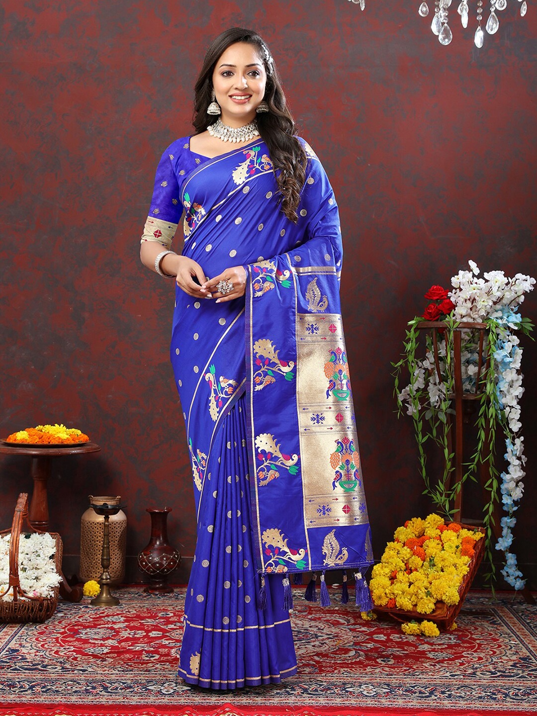 

MARGI DESIGNERS Floral Woven Design Zari Art Silk Paithani Saree, Blue