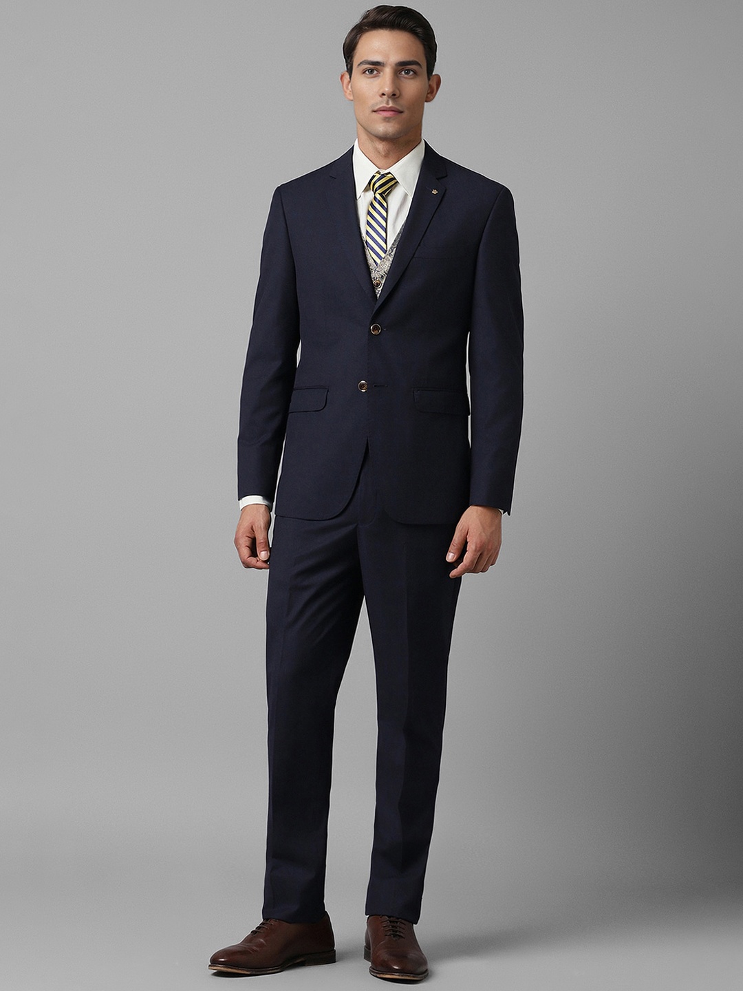 

Louis Philippe Slim-Fit Single-Breasted Three-Piece Formal Suit, Navy blue