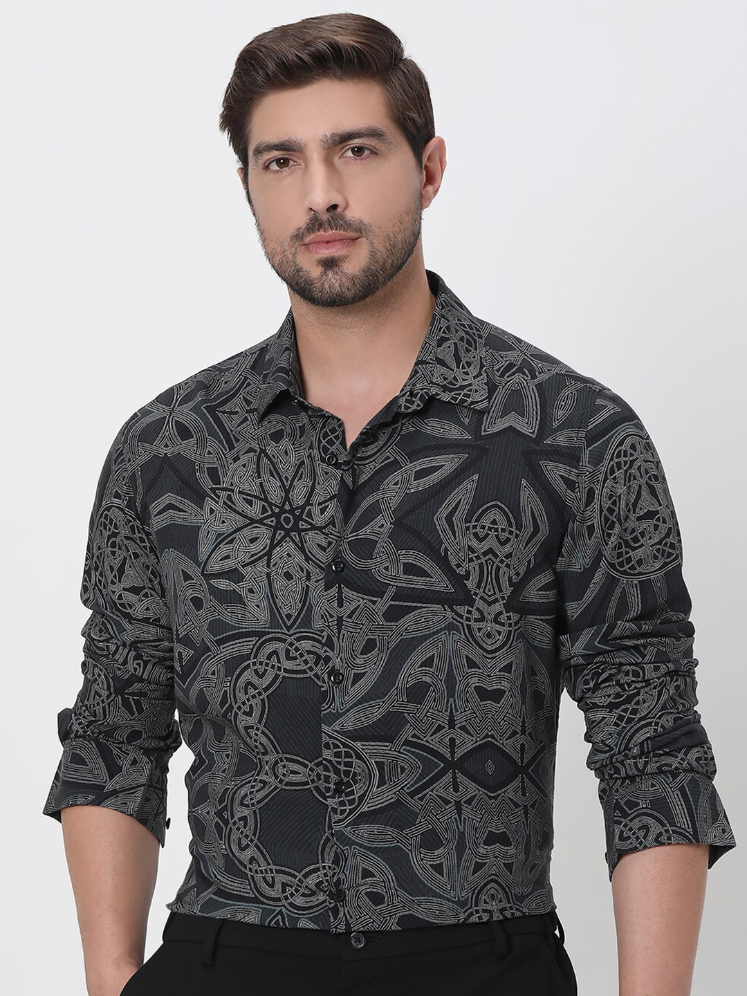 

Mufti Slim Fit Floral Printed Spread Collar Long Sleeves Casual Shirt, Charcoal