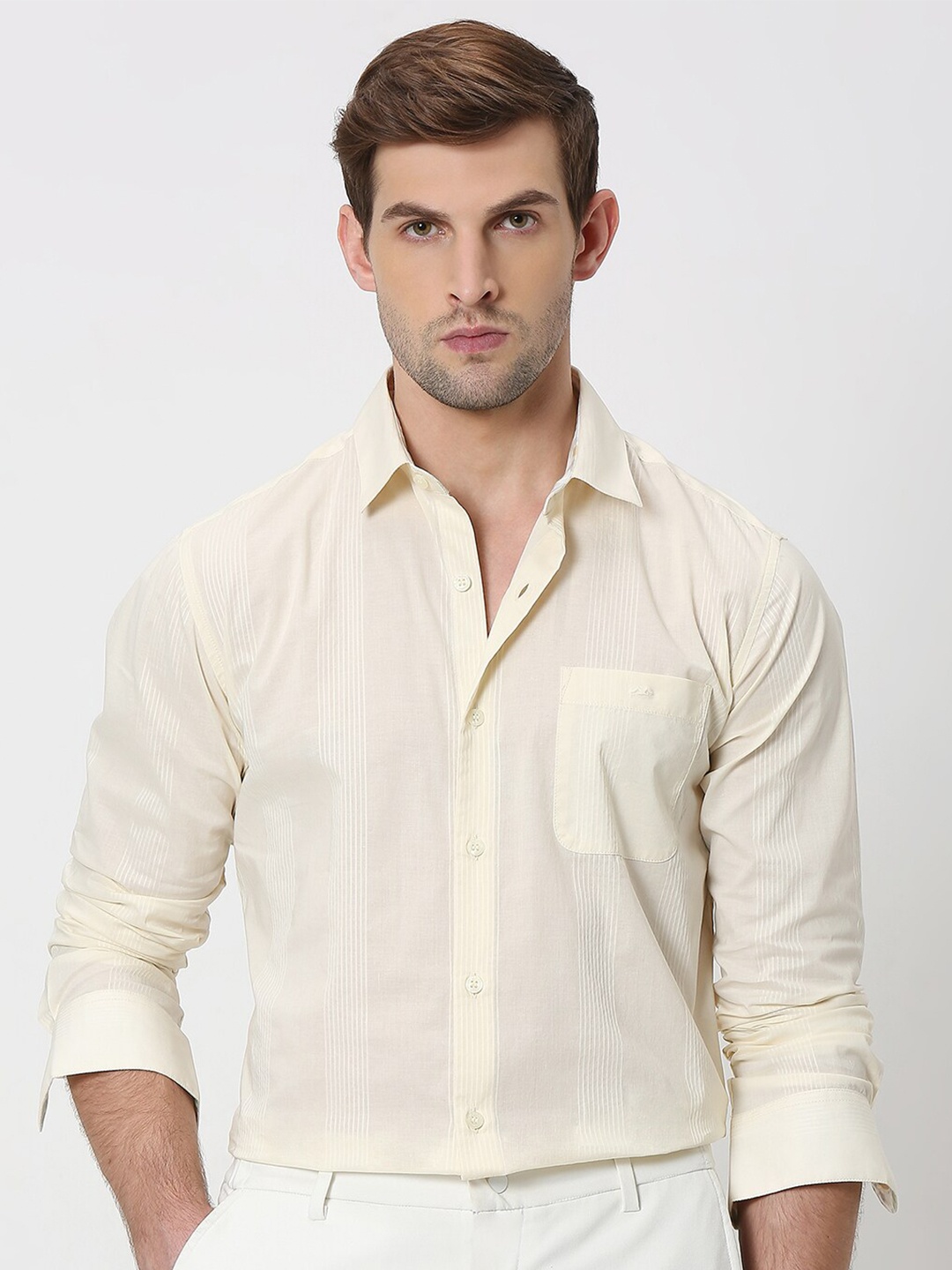 

Mufti Vertical Striped Slim Fit Cotton Casual Shirt, Off white