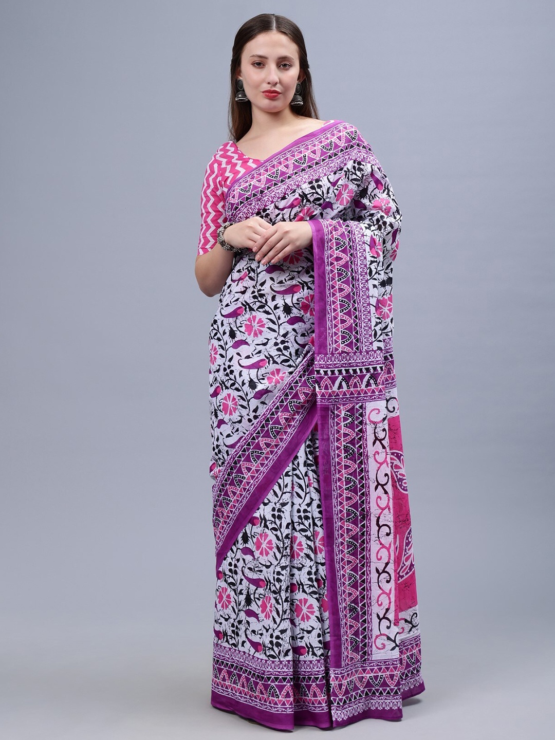 

THE VASILIKI Floral Printed Pure Cotton Saree With Blouse Piece, Purple