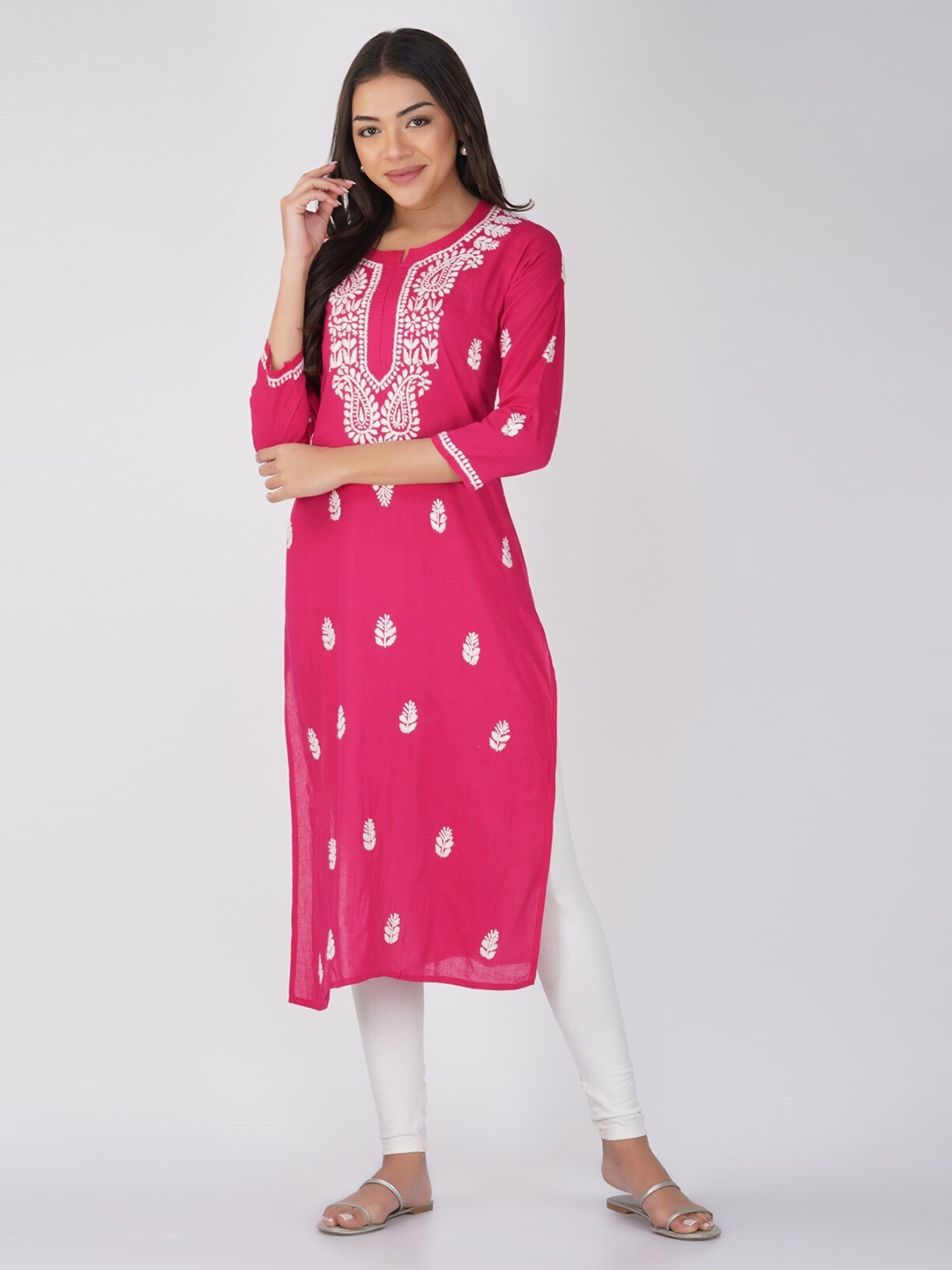 

THE VASILIKI Round Neck Floral Embroidered Chikankari Floral Cotton Kurta, Magenta