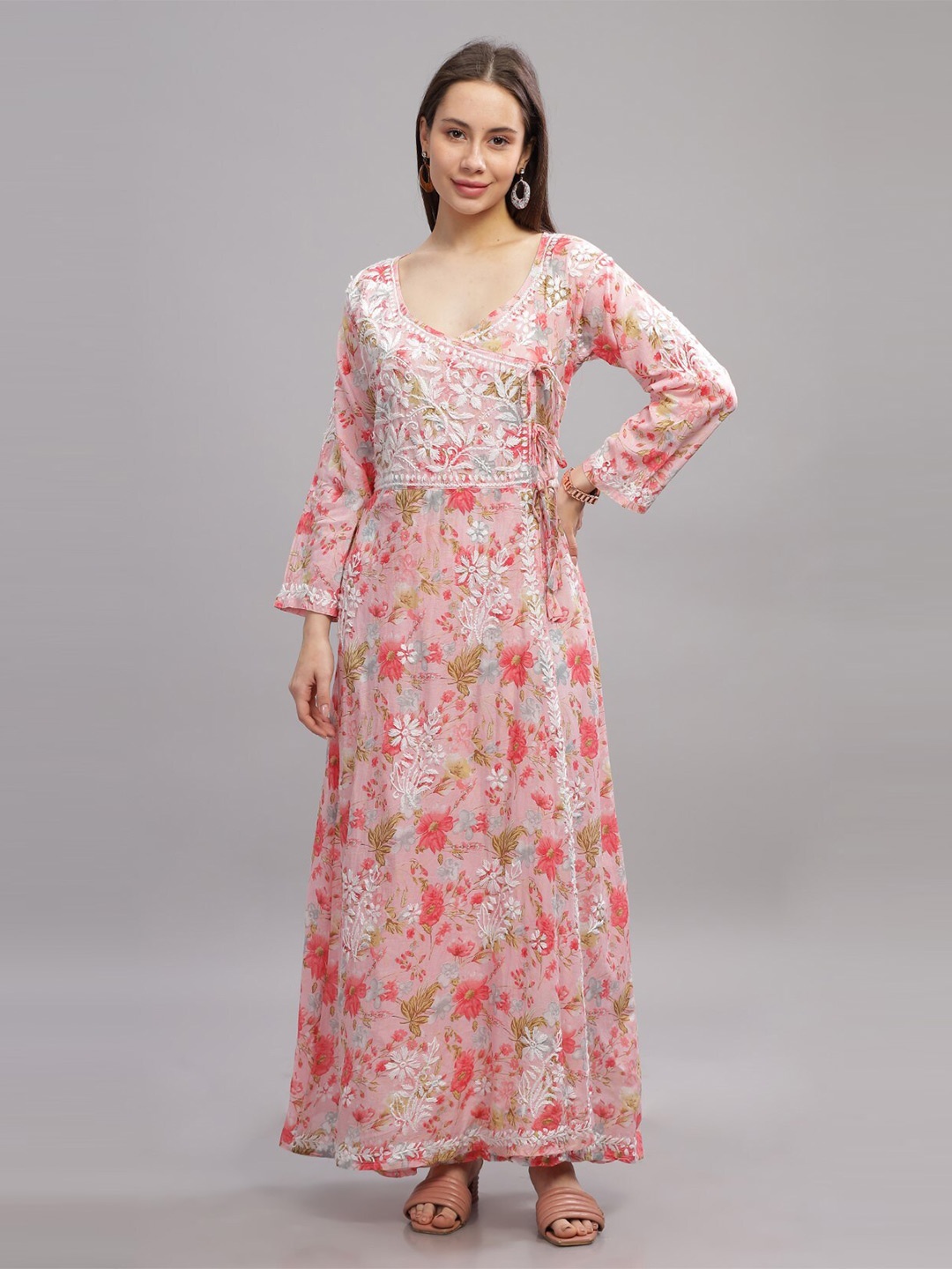 

THE VASILIKI V-Neck Floral Embroidered Chikankari Floral Cotton Kurta, Pink